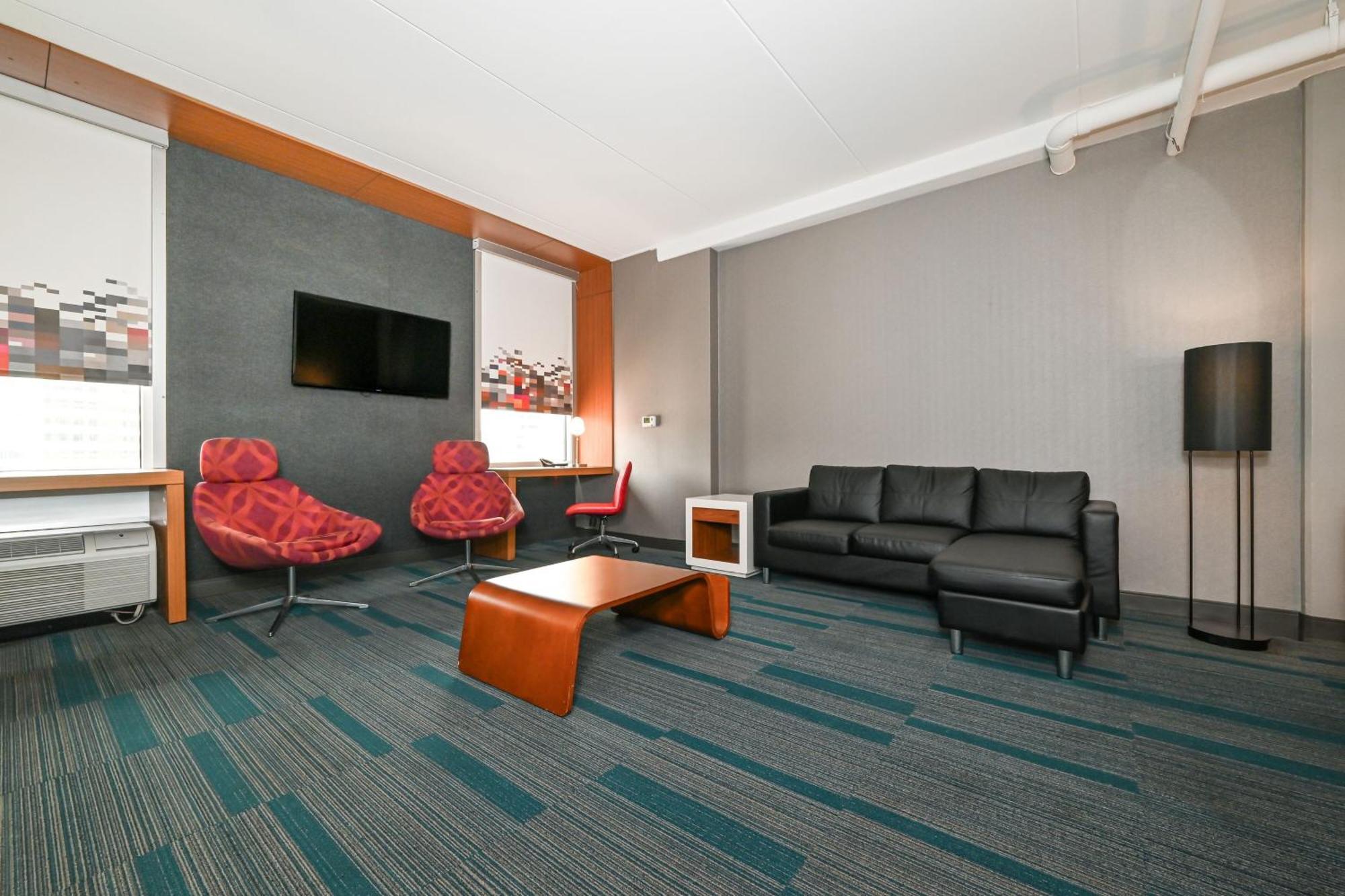 Aloft Charlotte City Center Экстерьер фото