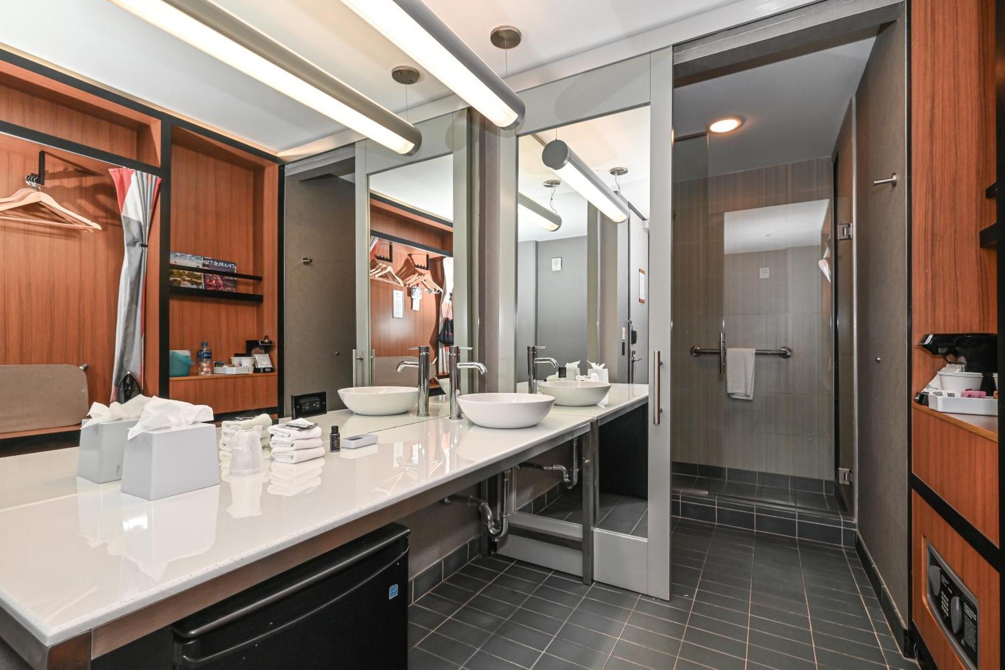 Aloft Charlotte City Center Экстерьер фото