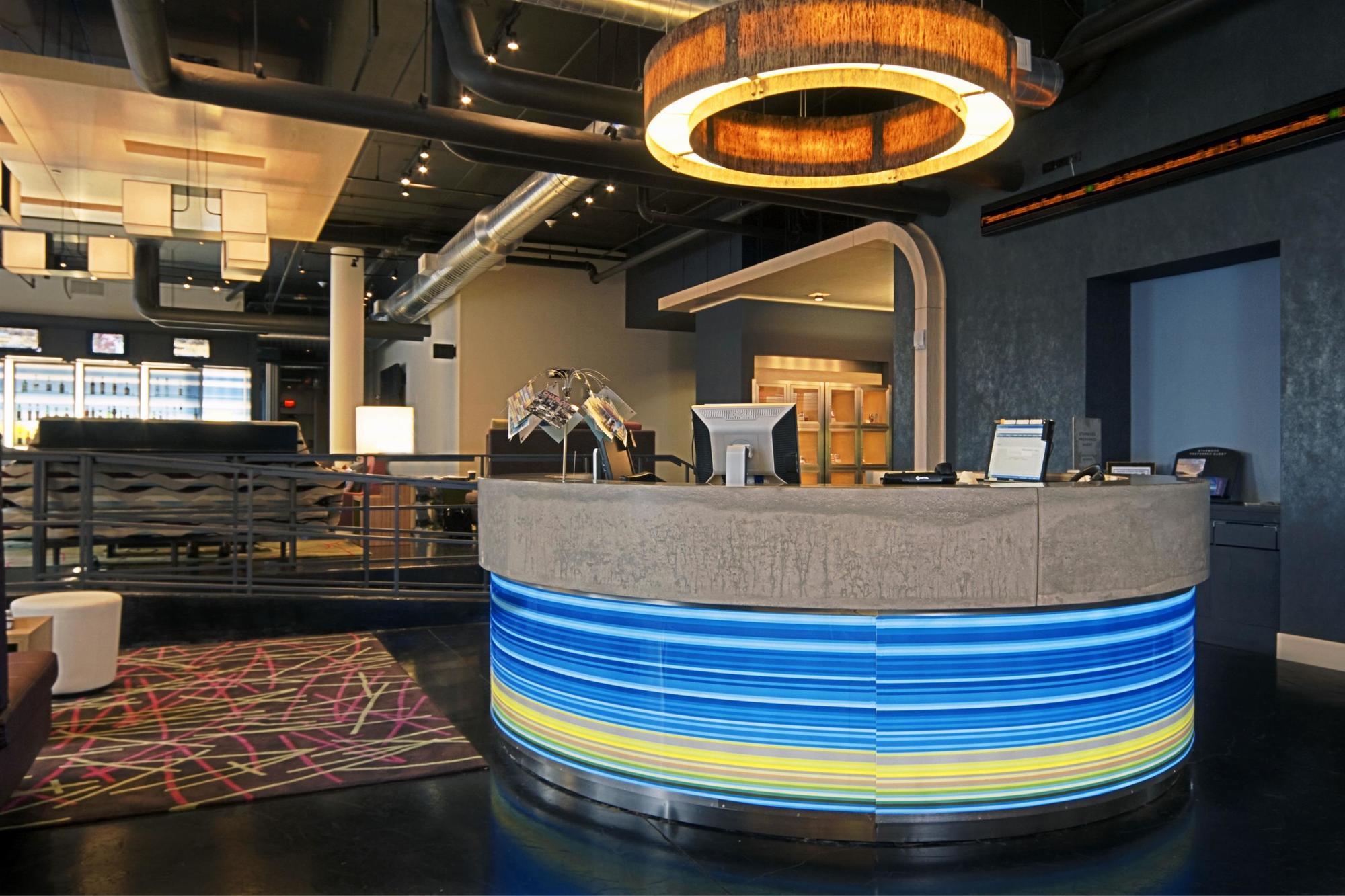 Aloft Charlotte City Center Интерьер фото
