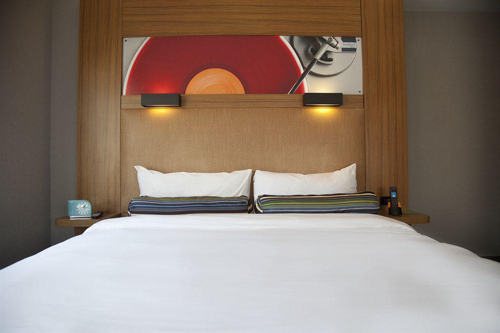 Aloft Charlotte City Center Экстерьер фото